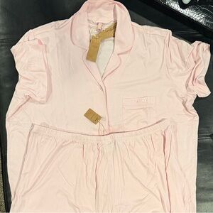 SKIMS Short Sleeve Button Up Set  Color-Bloom SZ-Large